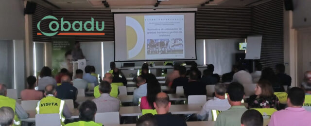 Asistentes a la Jornada de Vacuno lechero de COBADU 2023