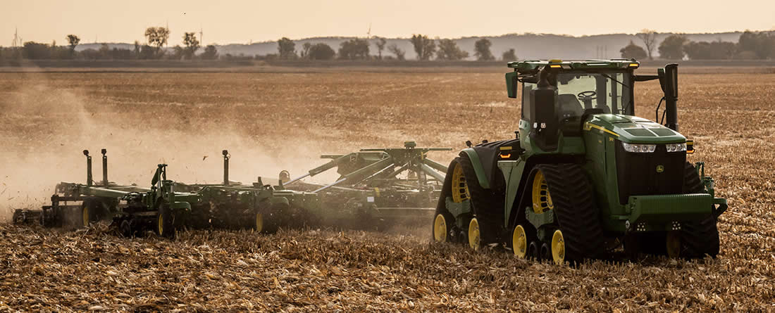 John Deere presenta su nueva maquinaria y tecnología autónoma en el CES 2025