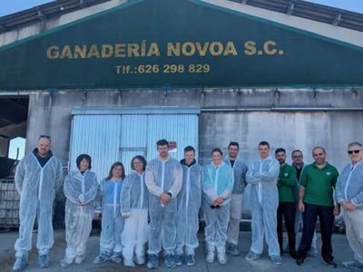 AIRA recibe una delegación de ganaderos de Irlanda interesados en el modelo cooperativo gallego