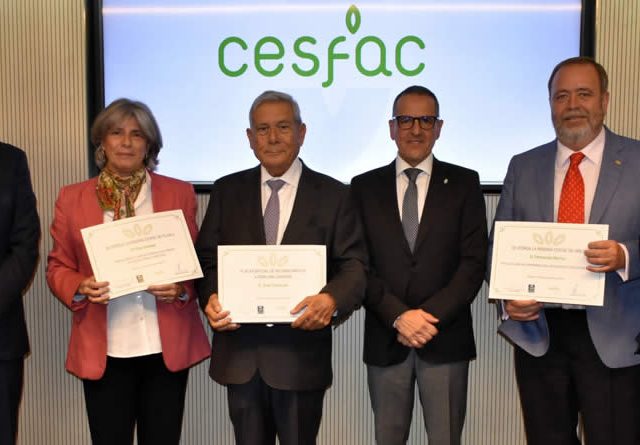 CESFAC reconoce el trabajo y la trayectoria de Juan Cánovas, Fernando Bacha, Pilar Gómez, Antonio Quijada y Pedro García