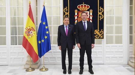 El ministro Planas aborda con el comisario Hansen la negociación en curso sobre la futura PAC