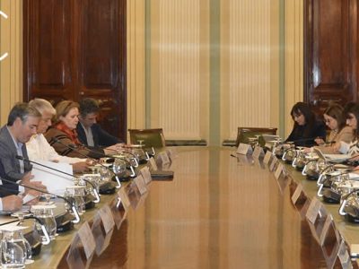 El Gobierno se reúne con el sector agrario para unirse en la acción ante la reforma de la Política Agraria Común (PAC)