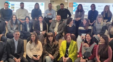 Jóvenes y mujeres de Cooperativas Agro-alimentarias de Andalucía se reúnen con Pedro Sánchez, para dar impulso al relevo generacional