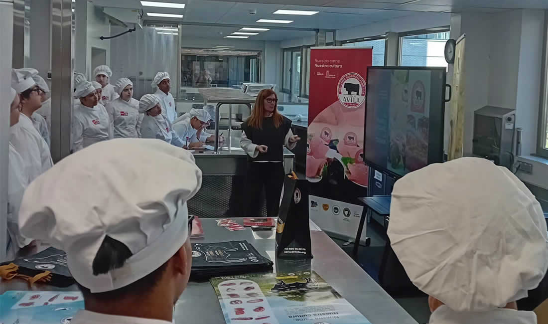 Carne de Ávila se promociona en el IES Hotel Escuela de Madrid