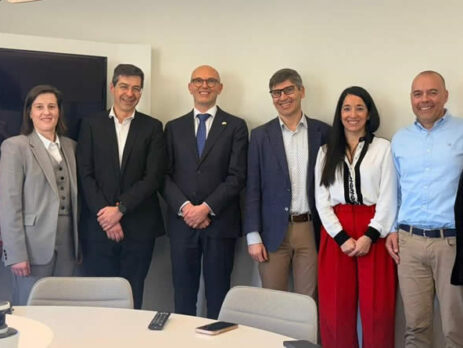 El Embajador de los Países Bajos visita las instalaciones de De Heus en Galicia para conocer su modelo de sostenibilidad y producción