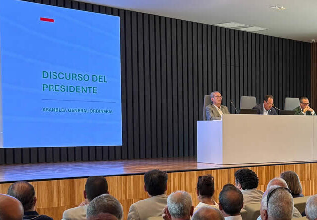 La Sociedad Cooperativa Bajo Duero celebra su primera Asamblea General en el nuevo Área Cobadu de Zamora y homenajea a sus 318 socios fundadores y a Rafael Sánchez Olea