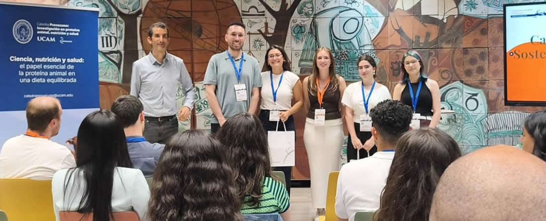 La Cátedra PROVACUNO-UCAM participa en el XIII Congreso Nacional de Ciencia y Tecnología de los Alimentos
