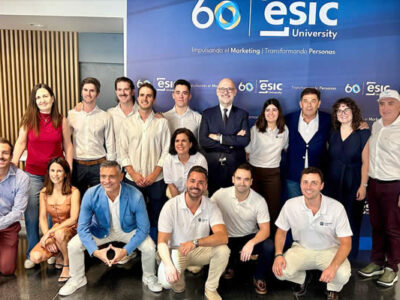 La 7ª promoción del Máster en Dirección y Marketing en la Industria de Sanidad y Nutrición Animal culmina con éxito la defensa de sus proyectos finales